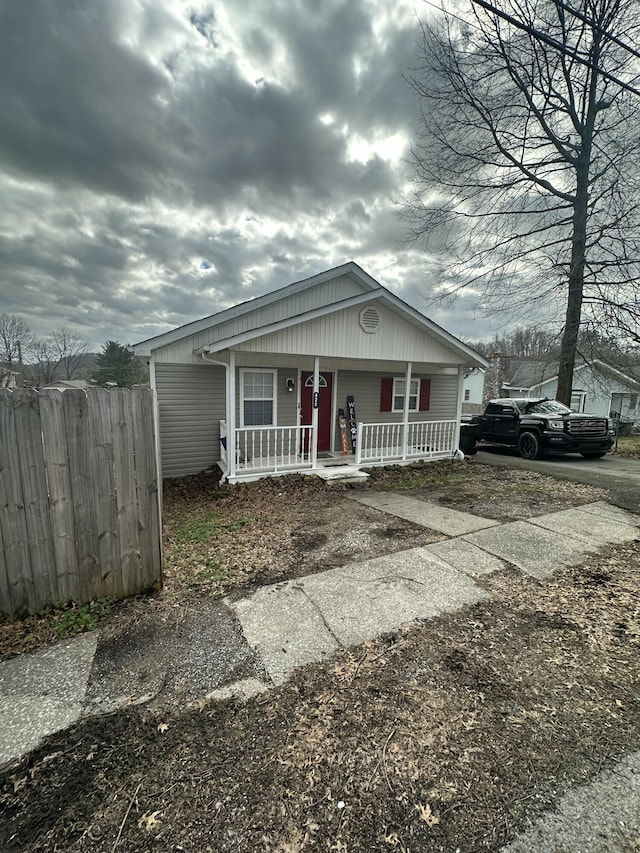 view of front facade featuring a porch