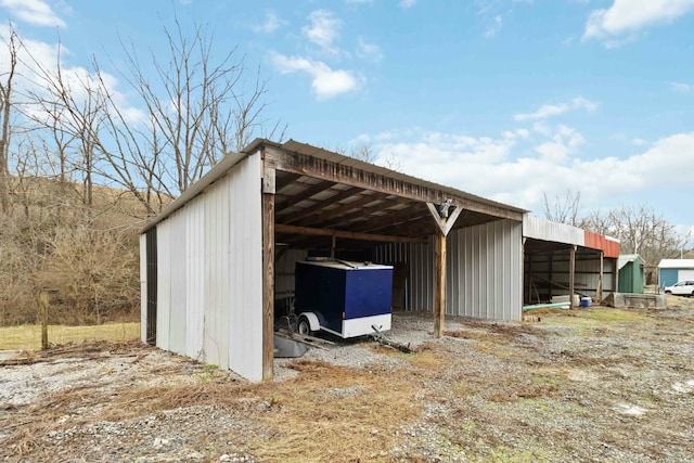 view of outbuilding