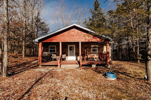 bungalow-style house featuring covered porch