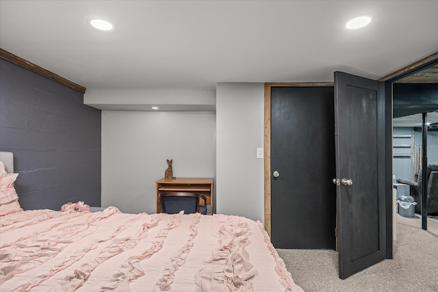 bedroom featuring carpet floors