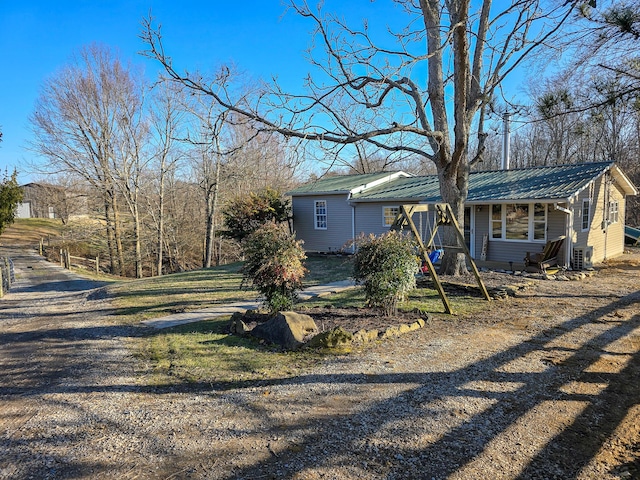 view of front of house