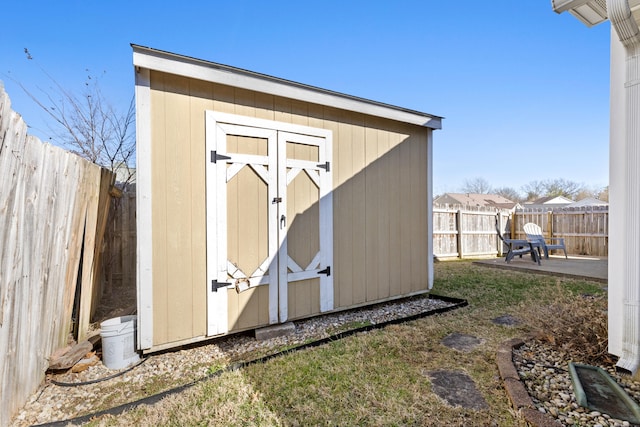 view of outbuilding