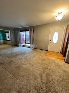 5 Keeton Ave, West Liberty, KY 41472 - view of carpeted foyer entrance