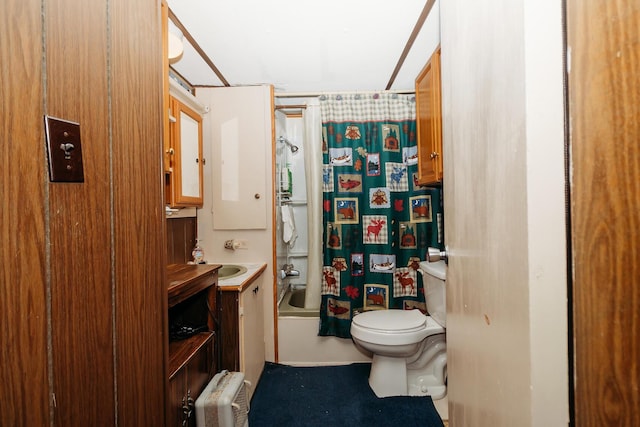 full bathroom featuring shower / tub combo with curtain, vanity, toilet, and radiator