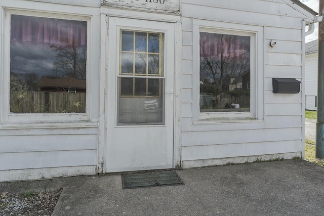 view of property entrance