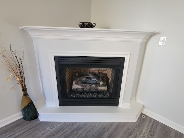 room details featuring hardwood / wood-style flooring