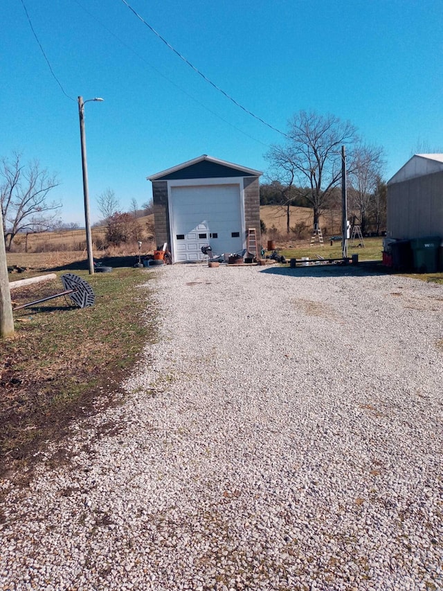 view of detached garage