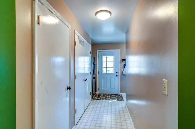 228 Jolly Ridge Rd, Richmond, KY 40475 - doorway featuring baseboards