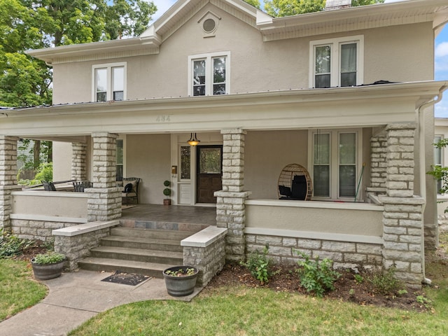 view of front of home featuring a porch