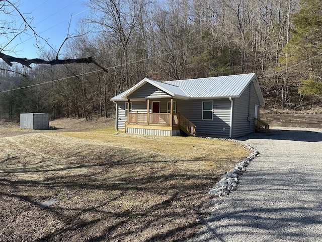 view of front of house with covered porch