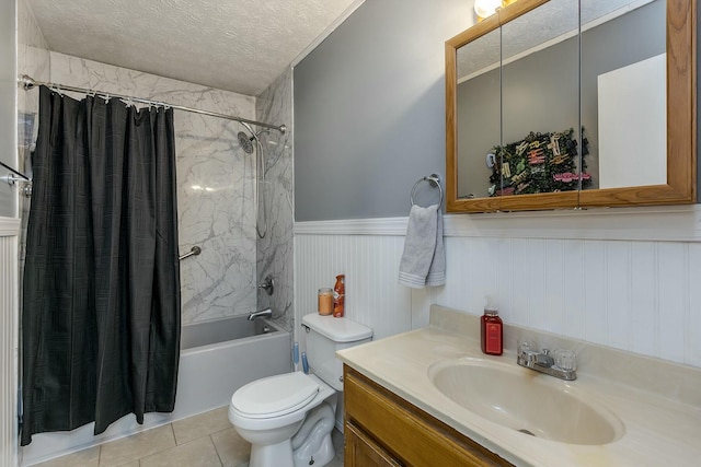 full bathroom featuring shower / bathtub combination with curtain, tile patterned flooring, vanity, a textured ceiling, and toilet