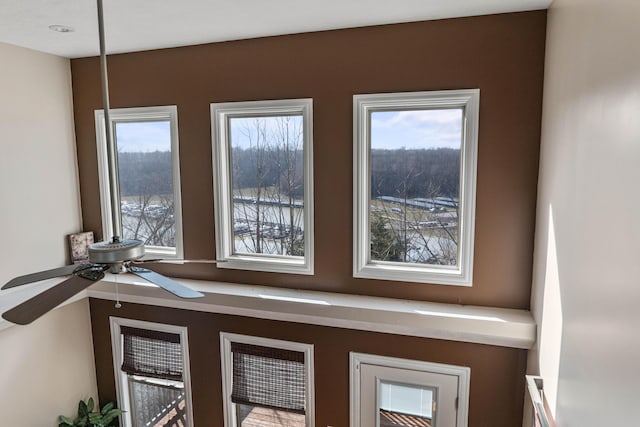 interior details with a ceiling fan