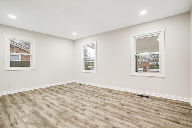 empty room featuring light hardwood / wood-style flooring