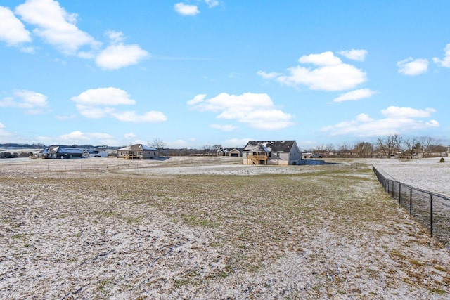 view of yard featuring a rural view