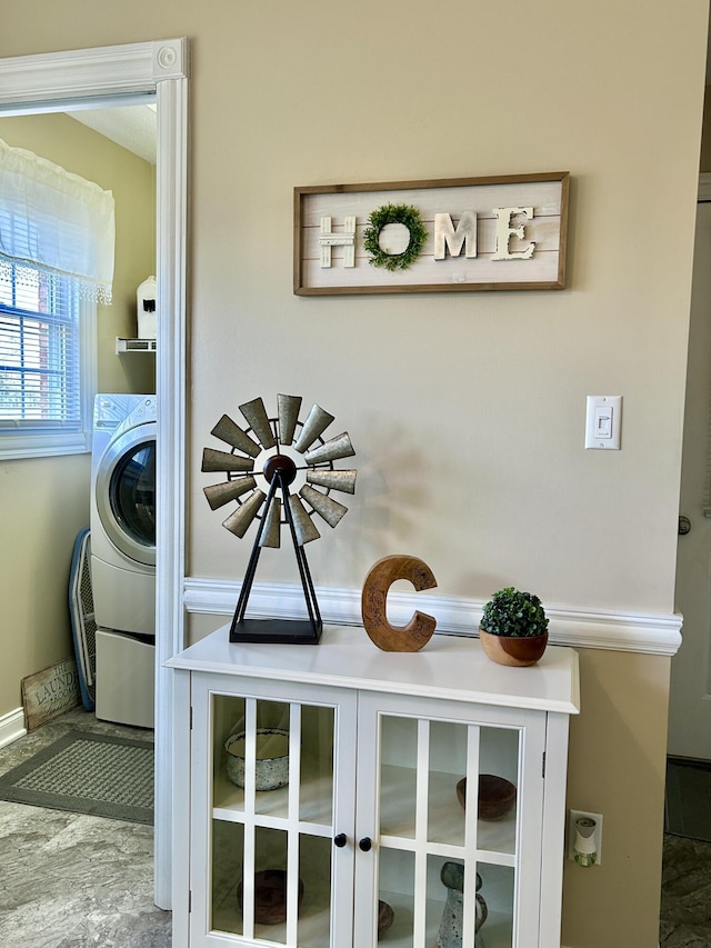 interior details with washer / dryer