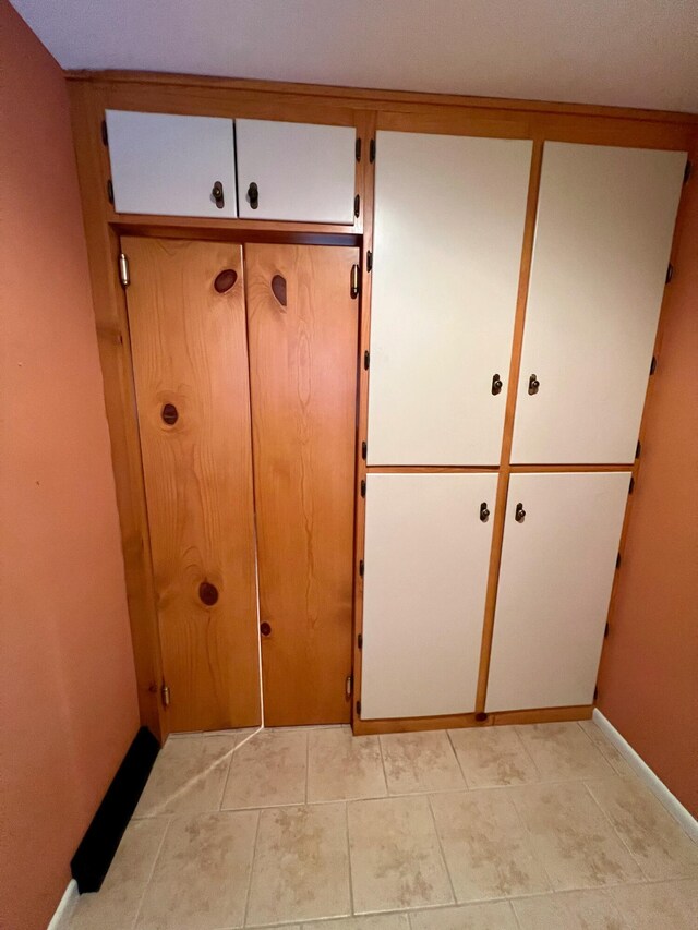 interior details with baseboards
