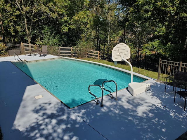 pool with fence