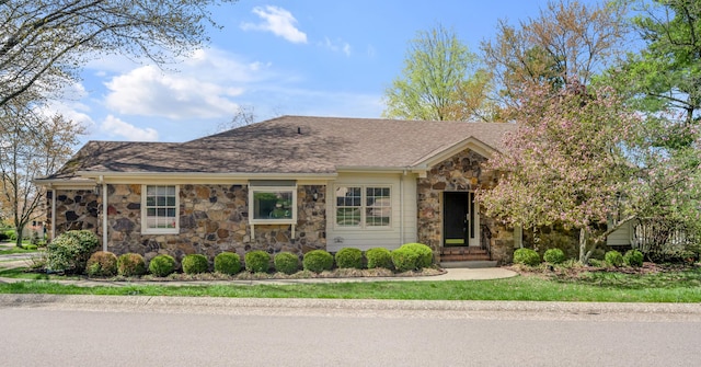 1649 Silver Pheasant Cir, Lexington, KY 40511 - ranch-style house featuring a shingled roof and stone siding