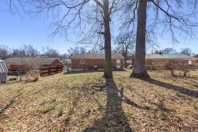 view of yard featuring fence