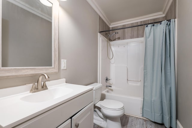 full bathroom with toilet, shower / bathtub combination with curtain, crown molding, and vanity