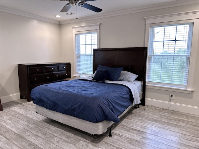 1232 Hurt Ln, Lancaster, KY 40444 - bedroom featuring baseboards, wood finished floors, and visible vents