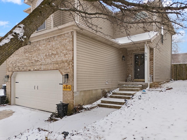 view of front facade featuring brick siding