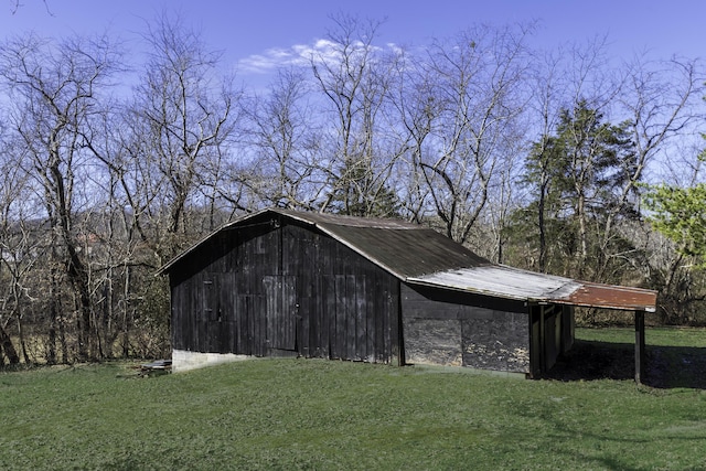 view of outbuilding with an outbuilding