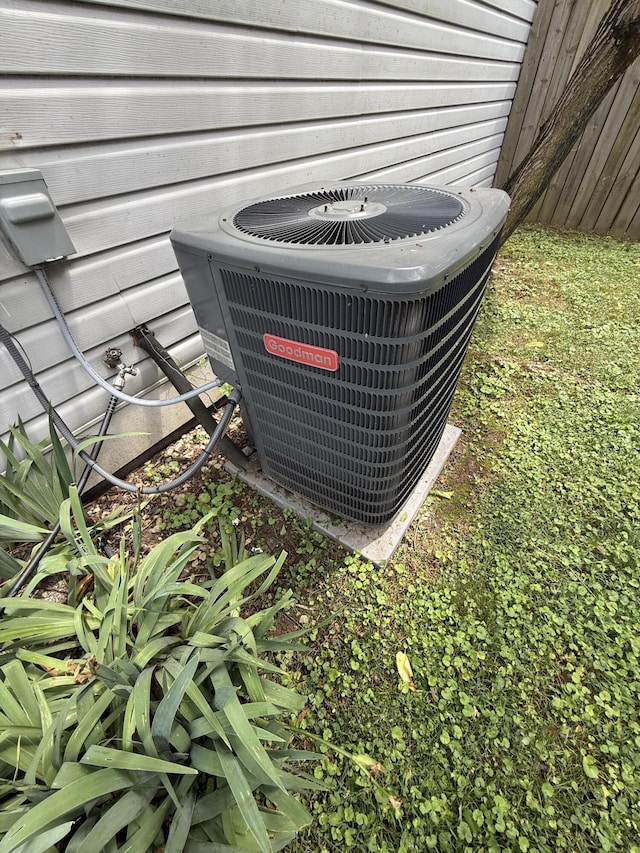 10509 Bay Pointe Ct, Louisville, KY 40241 - exterior view of a cooling unit