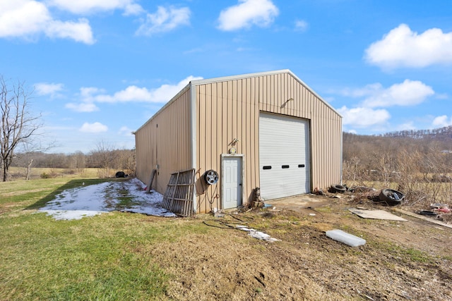 view of outdoor structure with an outdoor structure