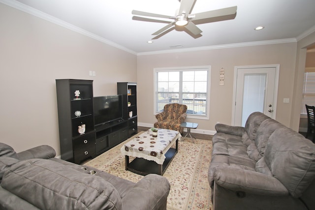 living area featuring crown molding, recessed lighting, visible vents, a ceiling fan, and baseboards