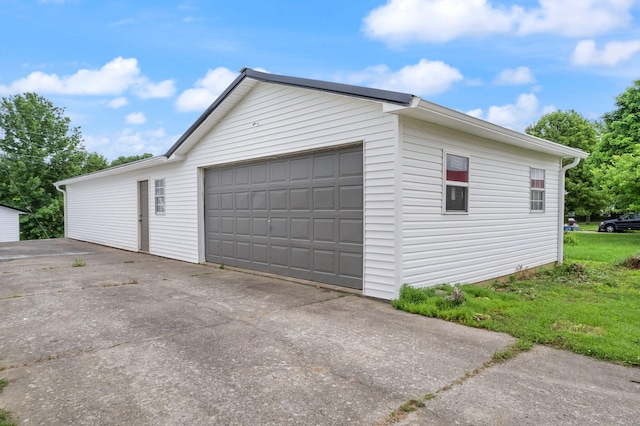 view of detached garage