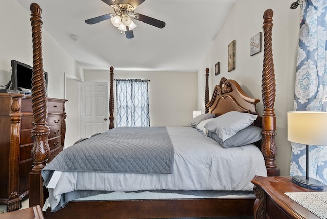136 Country Ln, Lancaster, KY 40444 - bedroom with ceiling fan