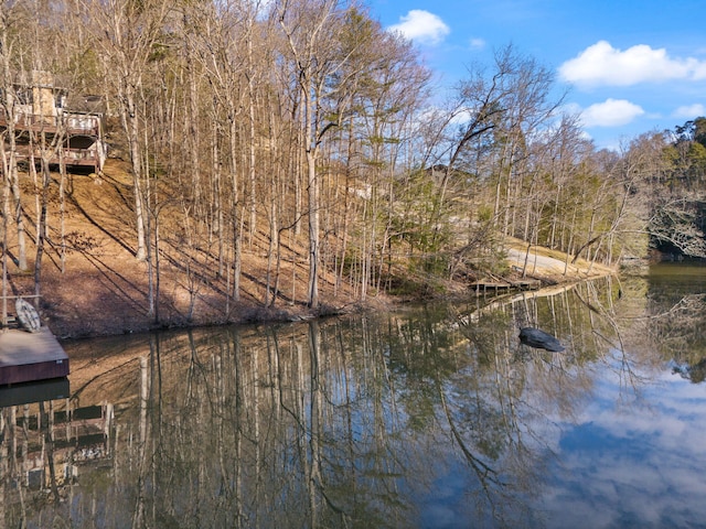 Listing photo 2 for 649 Cliffs Edge Rd, East Bernstadt KY 40729