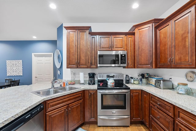 109 Acorn Path, Georgetown, KY 40324 - kitchen featuring appliances with stainless steel finishes, recessed lighting, and light wood-style flooring