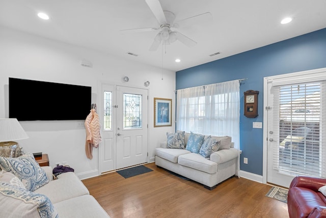 109 Acorn Path, Georgetown, KY 40324 - living room featuring wood finished floors, a ceiling fan, and recessed lighting