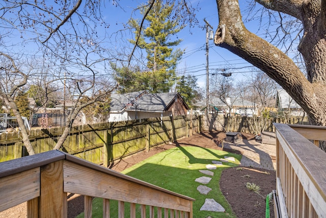 view of yard featuring a fenced backyard