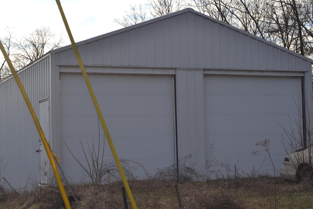 3235 N Stepstone Rd, Owingsville, KY 40360 - view of garage