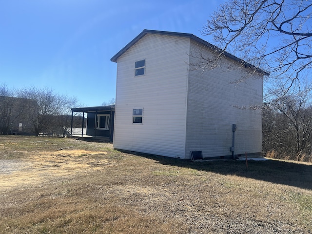 view of home's exterior