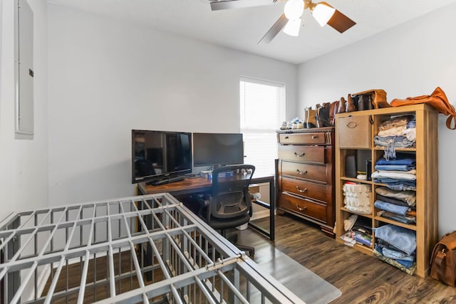 bedroom featuring wood finished floors and ceiling fan