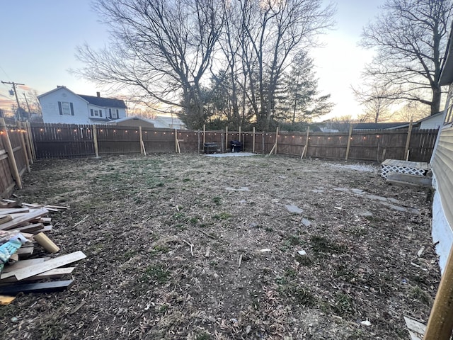 view of yard featuring a fenced backyard