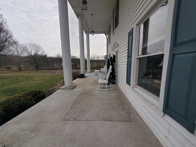 view of patio / terrace with covered porch