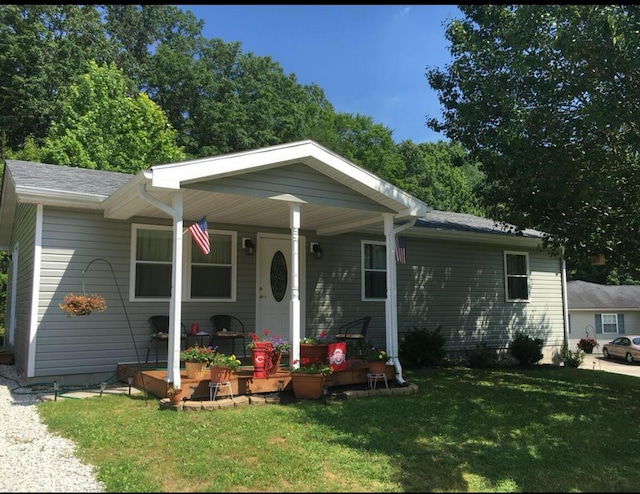 2704 Dewitt St, Flatwoods, KY 41139 - ranch-style house with covered porch and a front yard