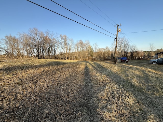 Listing photo 3 for 9999 Bowman Rd, London KY 40741