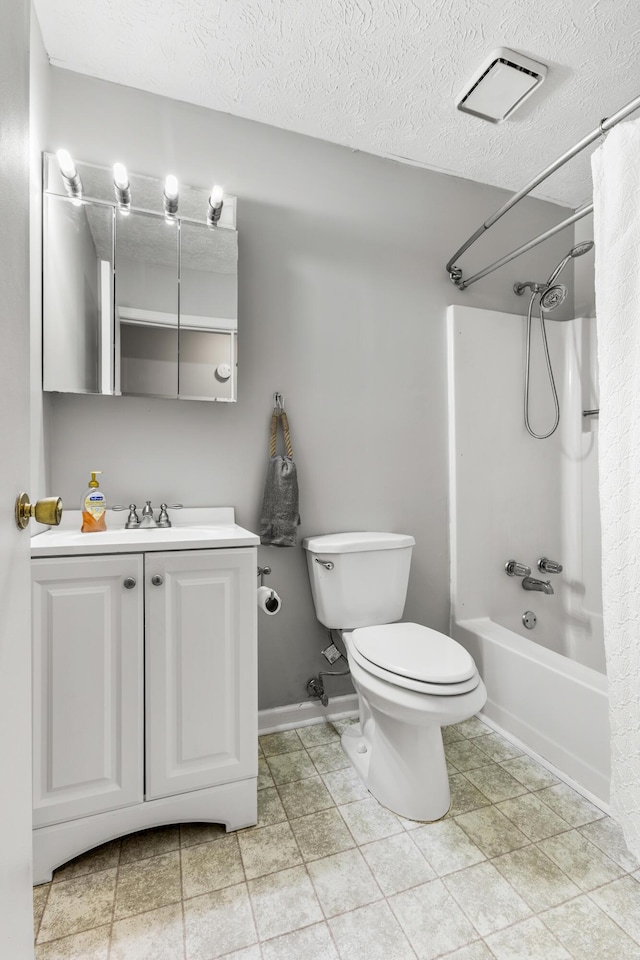 full bath with shower / bath combination with curtain, toilet, visible vents, and a textured ceiling