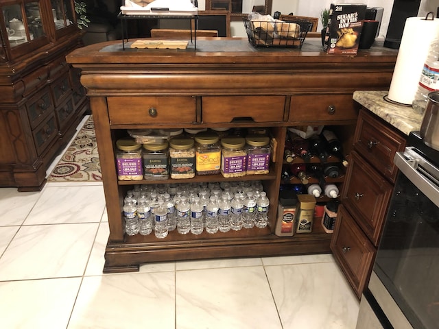 149 Cherokee Ave, Russell Springs, KY 42642 - bar featuring light tile patterned floors