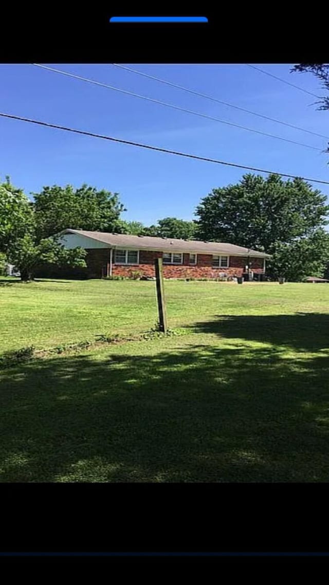 149 Cherokee Ave, Russell Springs, KY 42642 - view of grassy yard