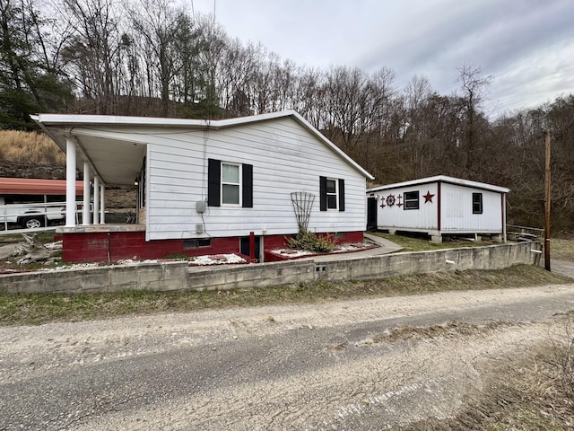 view of manufactured / mobile home