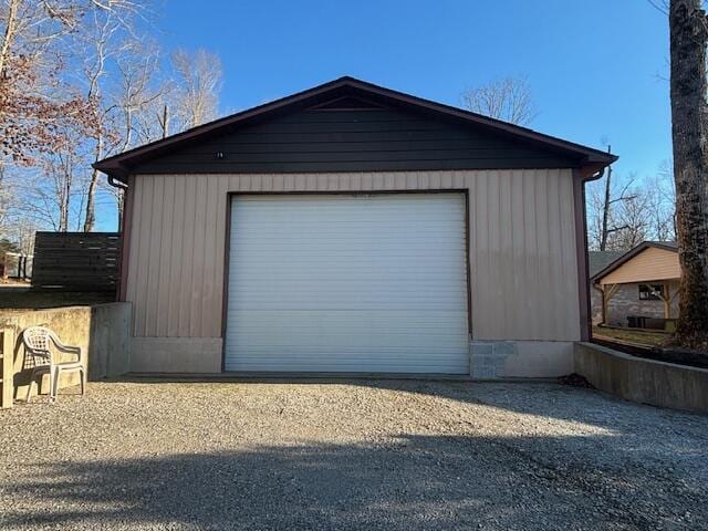 view of detached garage