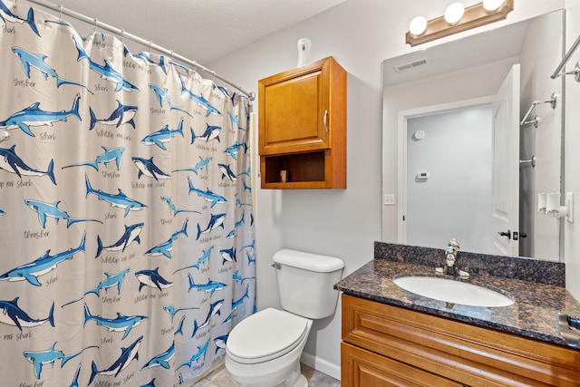 bathroom featuring vanity, baseboards, visible vents, curtained shower, and toilet