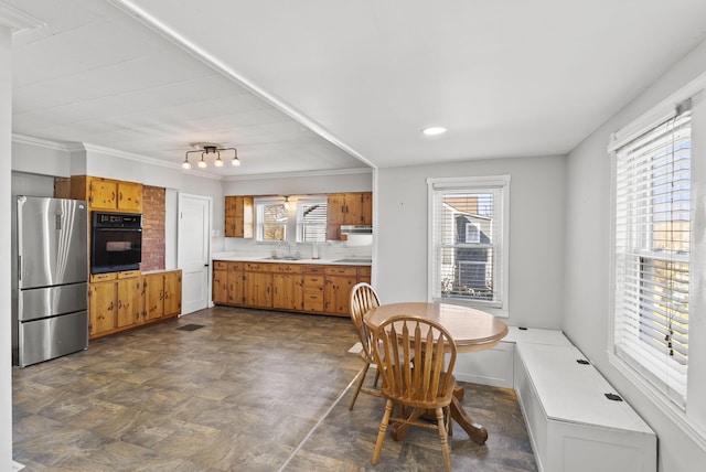 dining room with crown molding